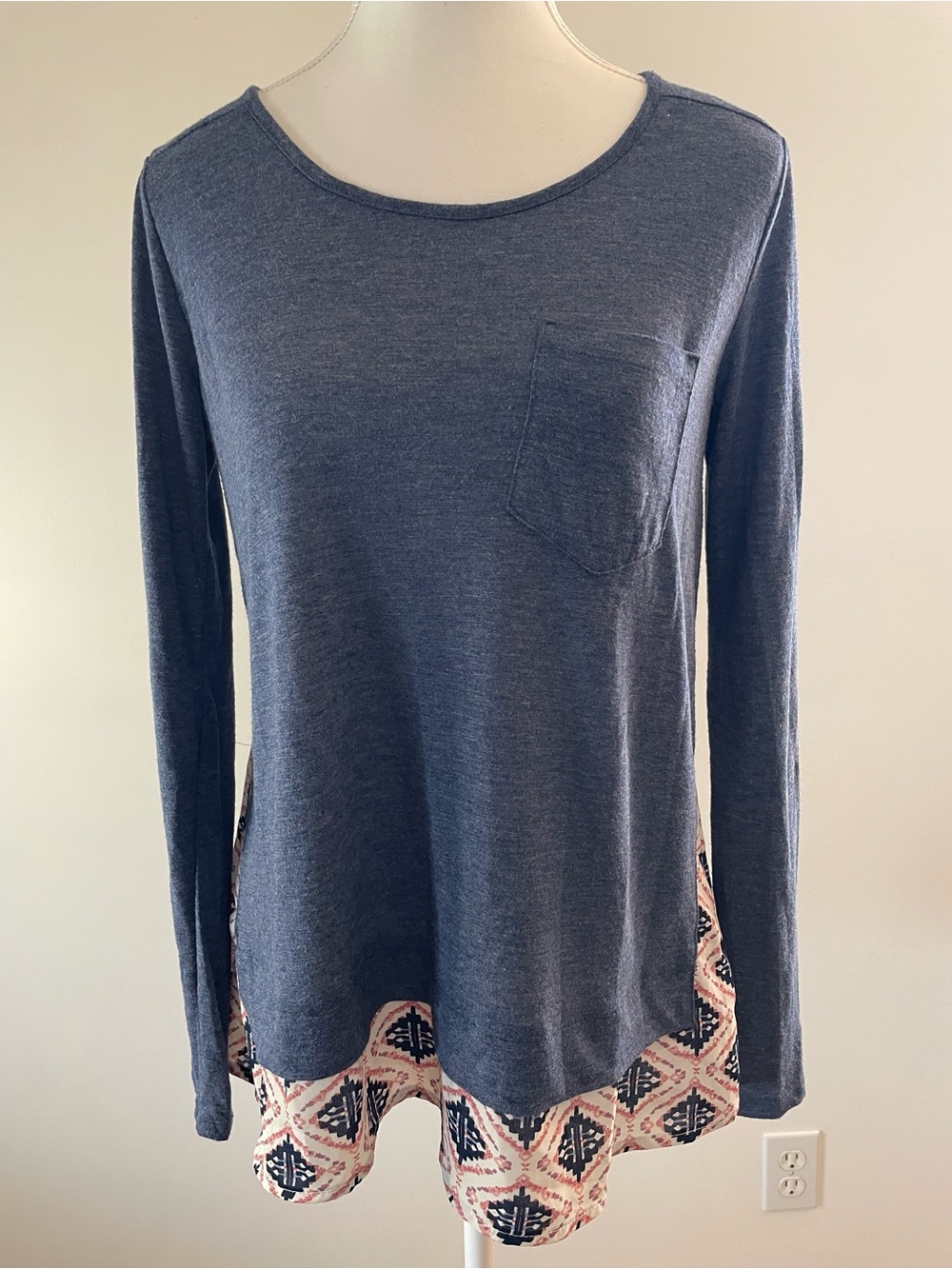 Mixed Media Top Navy Xhilaration Women’s Small